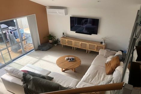 Photo of property in 7a Seymour Road, Sunnyvale, Auckland, 0612