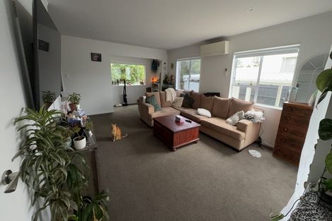 Photo of property in 141 Awaroa Road, Helensville, 0800