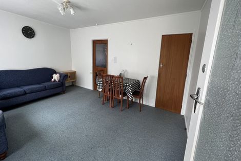 Photo of property in 2/365 Great South Road, Ellerslie, Auckland, 1051