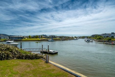Photo of property in 14 Lady Jocelyn Place, Whitianga, 3510