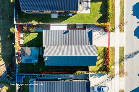 Photo of property in 8 Glen Dene Crescent, Wanaka, 9305