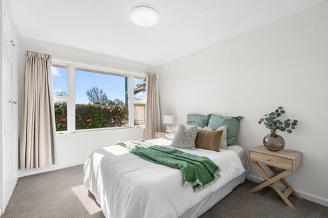 Photo of property in 53 Greendale Avenue, Avonhead, Christchurch, 8042