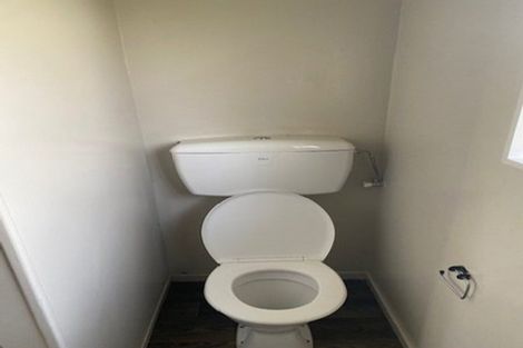 Photo of property in 1/86 Birkdale Road, Birkdale, Auckland, 0626