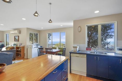 Photo of property in 4 Dunkeld Lane, Redcliffs, Christchurch, 8081