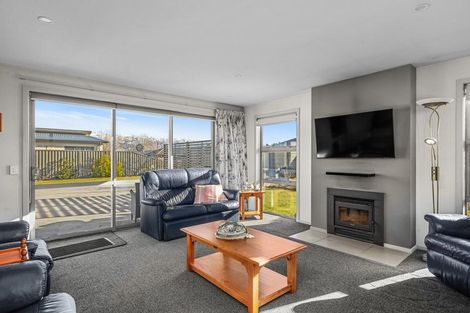 Photo of property in 8 Walker Place, Alexandra, 9320