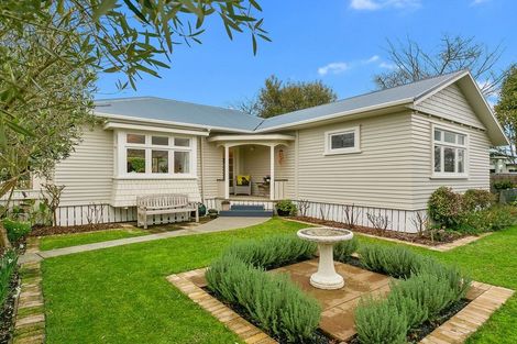 Photo of property in 33 Weld Street, Cambridge, 3434