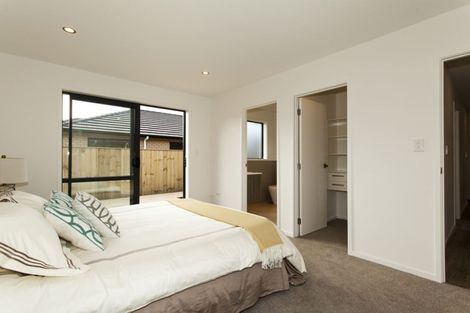 Photo of property in 62 Matua Road, Huapai, Kumeu, 0810