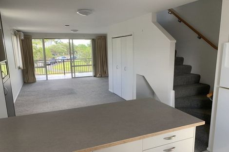 Photo of property in 3/1 Opito Way, East Tamaki, Auckland, 2013