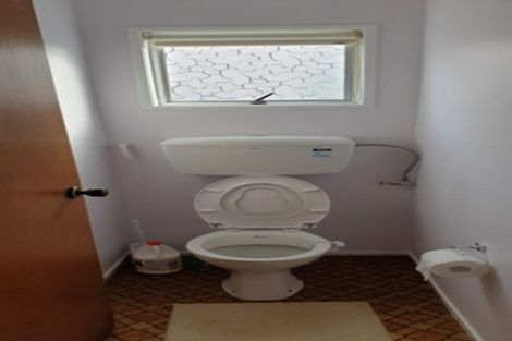 Photo of property in 3/250 Onewa Road, Birkenhead, Auckland, 0626