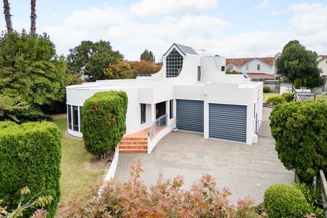 Photo of property in 11 Crowden Place, Harrowfield, Hamilton, 3210