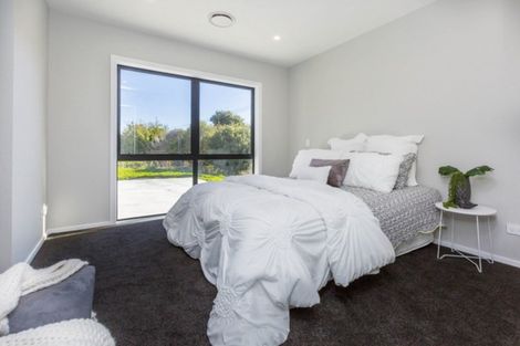 Photo of property in 22 Filmer Crescent, Wallaceville, Upper Hutt, 5018