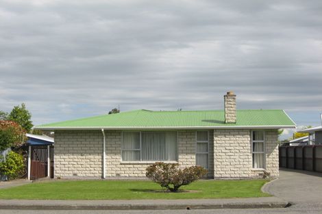 Photo of property in 65 Johns Road, Rangiora, 7400