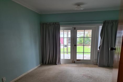 Photo of property in 35 Thomson Street, West End, Palmerston North, 4412