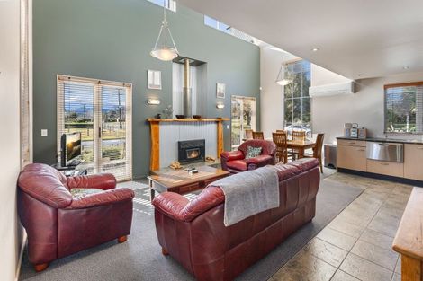 Photo of property in 16b Tay Street, Ohakune, 4625