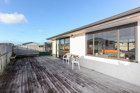 Photo of property in 2a Northpoint Way, Bell Block, New Plymouth, 4312