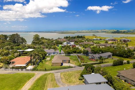 Photo of property in 48 Omana Avenue, Shelly Beach, Helensville, 0874