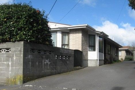 Photo of property in 2/271 Karori Road, Karori, Wellington, 6012