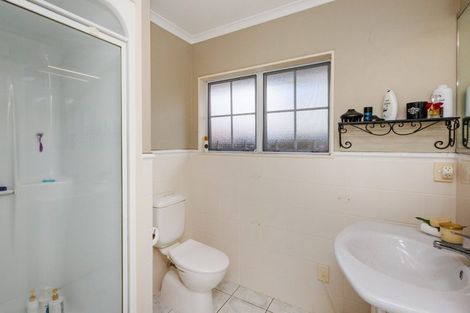 Photo of property in 10 Pastoral Lane, Hokowhitu, Palmerston North, 4410