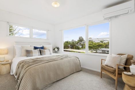 Photo of property in 41 Knightsbridge Drive, Forrest Hill, Auckland, 0620