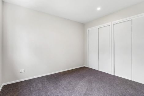 Photo of property in 46 Tokai Place, Glen Eden, 0602
