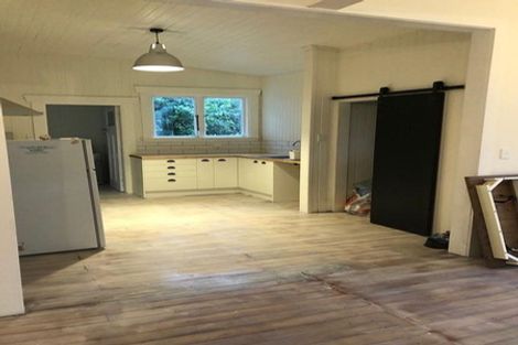 Photo of property in 15a Madison Street, Carterton, 5713