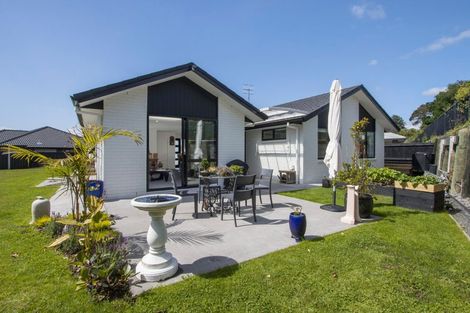 Photo of property in 9 Mural Drive, Katikati, 3129