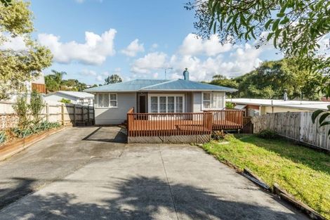 Photo of property in 1/120 Archers Road, Glenfield, Auckland, 0629