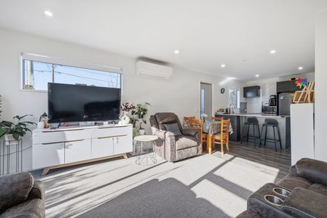 Photo of property in 1/51 Hills Road, Edgeware, Christchurch, 8013