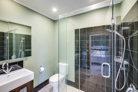 Photo of property in 212 Terrace Road, Parkvale, Hastings, 4122