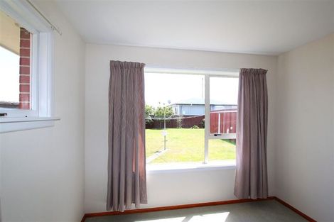 Photo of property in 19 Warblington Street, Aranui, Christchurch, 8061