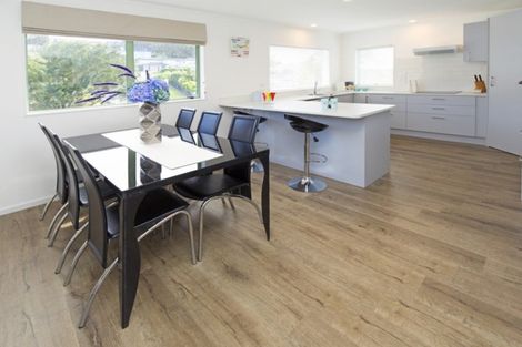 Photo of property in 53 Ferry Road, Arkles Bay, Whangaparaoa, 0932