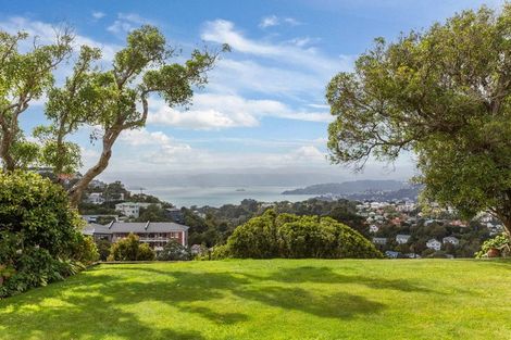 Photo of property in 9 Putnam Street, Northland, Wellington, 6012