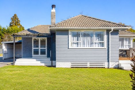 Photo of property in 2 Ngareta Road, Mourea, Rotorua, 3074