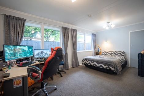 Photo of property in 9 Linmor Place, Terrace End, Palmerston North, 4410