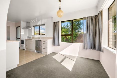 Photo of property in 1 Partington Place, Beerescourt, Hamilton, 3200