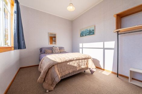 Photo of property in 33 Parsonage Road, Waimate, 7924