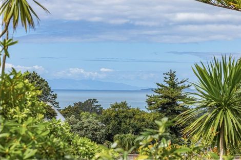 Photo of property in 23 Coromandel Crescent, Mairangi Bay, Auckland, 0630