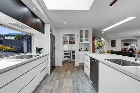 Photo of property in 184b Seaview Road, Westown, New Plymouth, 4310