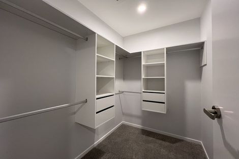 Photo of property in 130c Bradbury Road, Botany Downs, Auckland, 2010