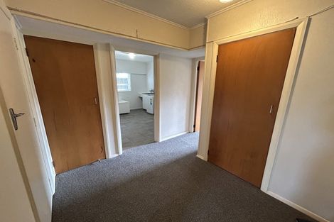 Photo of property in 220 Te Atatu Road, Te Atatu South, Auckland, 0610