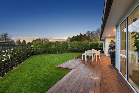 Photo of property in 24 Clifford Close, Leamington, Cambridge, 3432