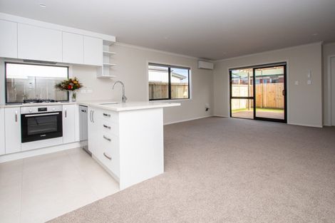 Photo of property in 3/146 Sandwich Road, Saint Andrews, Hamilton, 3200