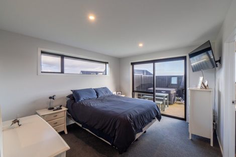 Photo of property in 24 Chatham Rise, Seaward Bush, Invercargill, 9812