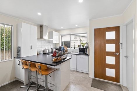 Photo of property in 3 Veronica Place, Bell Block, New Plymouth, 4312