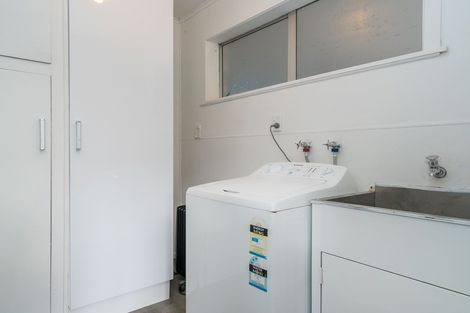 Photo of property in 72 Centennial Avenue, Helensburgh, Dunedin, 9010