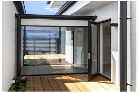 Photo of property in 14 Round Hill Rise, Cracroft, Christchurch, 8022