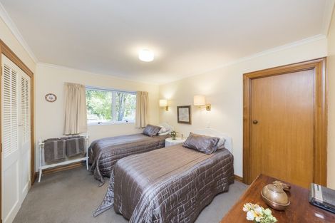 Photo of property in 38 Titirangi Drive, Fitzherbert, Palmerston North, 4471