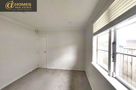 Photo of property in 13 Westall Road, New Lynn, Auckland, 0600