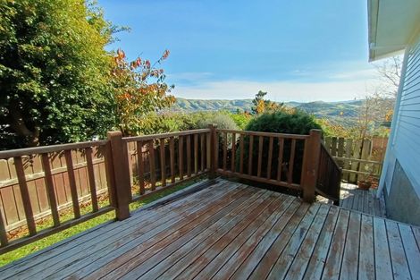 Photo of property in 125 Mark Avenue, Grenada Village, Wellington, 6037