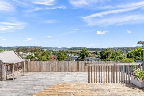 Photo of property in 52 Handforth Street, Onerahi, Whangarei, 0110